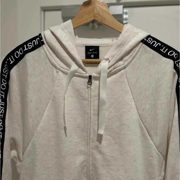 Nike DRI-FIT Athletic Zip Up Sweater Women’s Size Small - Picture 2 of 5